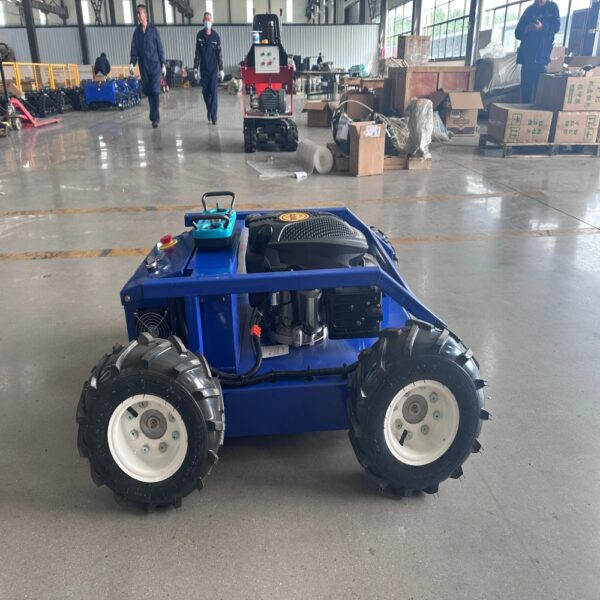 4WD Mountain Lawn Mower