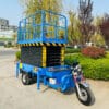 Electric tricycle lift