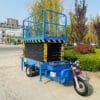Electric tricycle lift