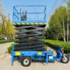 Electric tricycle lift