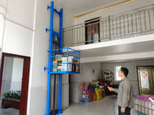 Goods lift for warehouse and factory