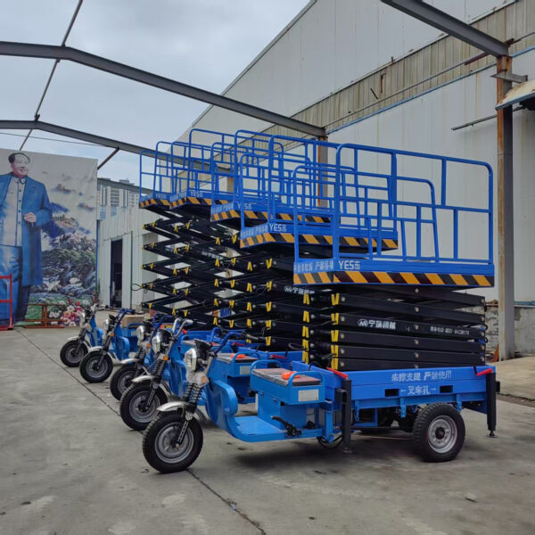 Electric Tricycle Scissor Lift Platform for Aerial Work