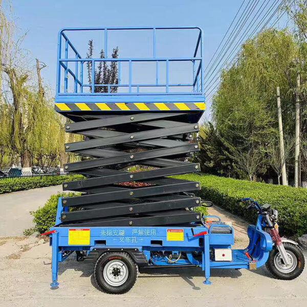 Electric Tricycle Scissor Lift Platform for Aerial Work