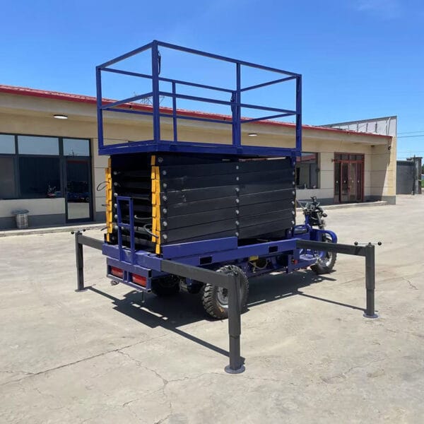 ThreeWheeled Aerial Work Platform